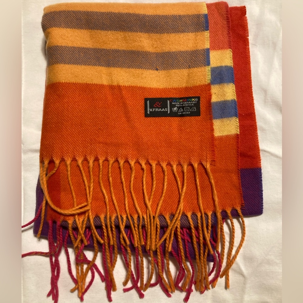 FRAAS oversized Cashmink scarf hypoallergenic water repellent
